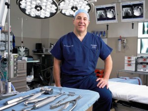 Dr. Stuart C. Kozinn MD has been practicing orthopedic surgery in Scottsdale Arizona for 27 years. He is fellowship trained at Harvard Medical School in total joint replacement and is a Clinical Assistant Professor of Orthopedic Surgery at the University of Arizona College of medicine in Phoenix.